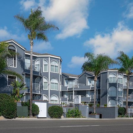 Beachfront Inn And Suites At دانا بوينت المظهر الخارجي الصورة