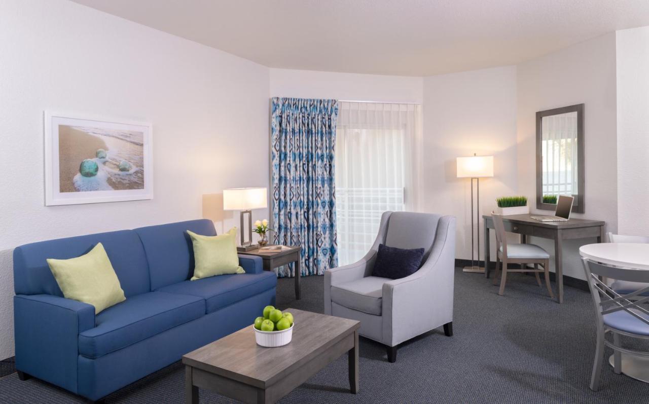 Beachfront Inn And Suites At دانا بوينت المظهر الخارجي الصورة