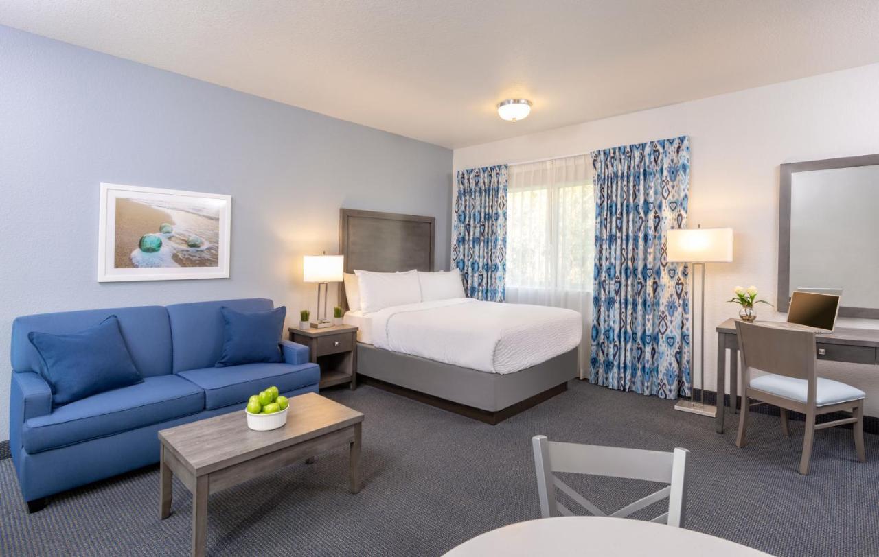 Beachfront Inn And Suites At دانا بوينت المظهر الخارجي الصورة
